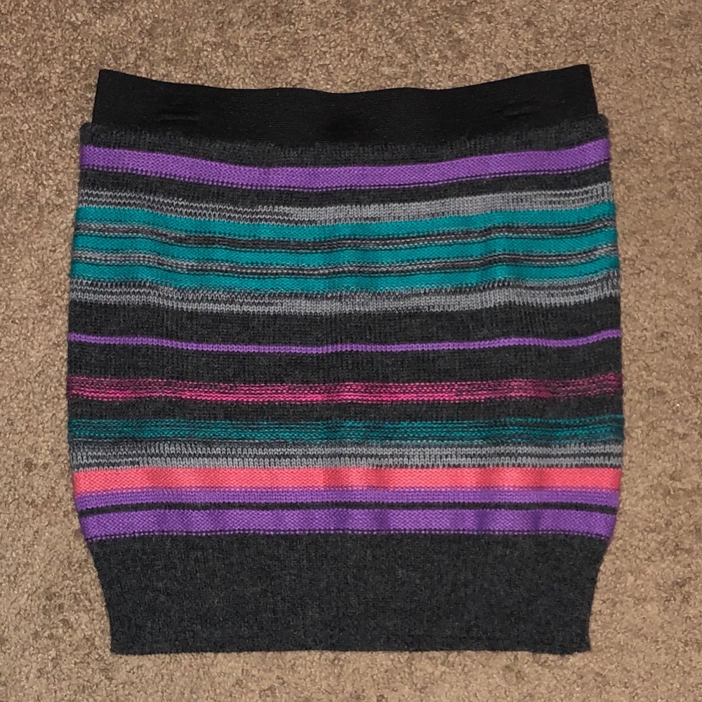 Mudd Stylish Knit Skirt
